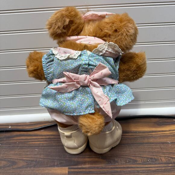 Furskins Bear PERSIMMON 14” By Xavier Roberts-Cabbage Patch - Picture 2 of 10